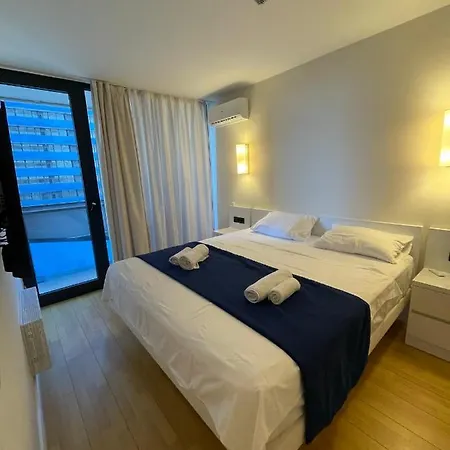 Dream Apartment In Батуми Экстерьер фото