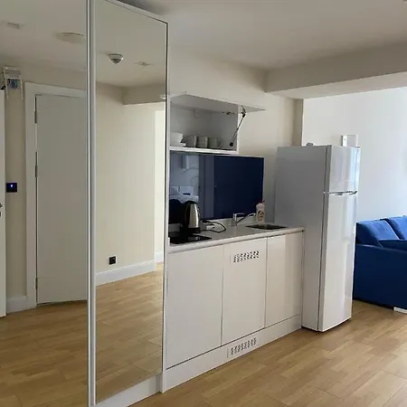 Dream Apartment In Батуми Экстерьер фото