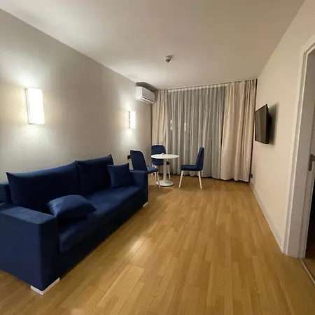 Dream Apartment In Батуми Экстерьер фото