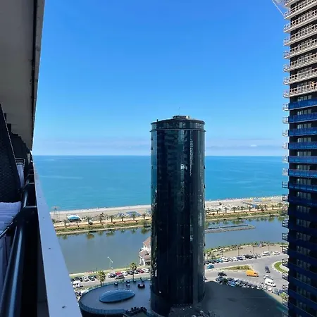 Dream Apartment In Батуми Экстерьер фото