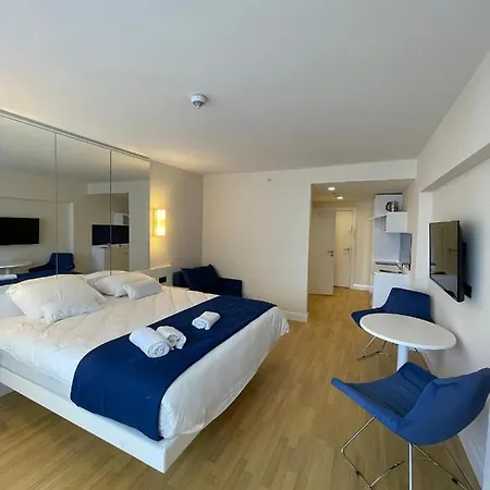 Dream Apartment In Батуми Экстерьер фото