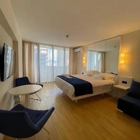 Dream Apartment In Батуми Экстерьер фото
