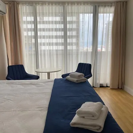 Dream Apartment In Батуми Экстерьер фото