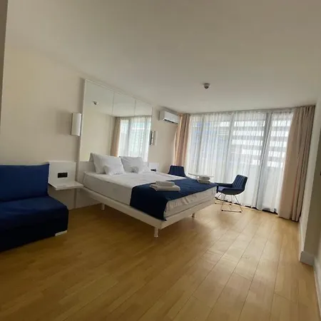 Dream Apartment In Батуми Экстерьер фото