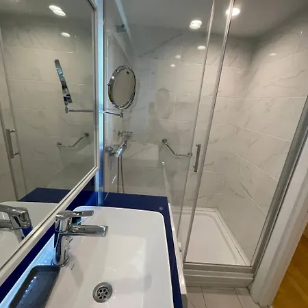 Dream Apartment In Батуми Экстерьер фото