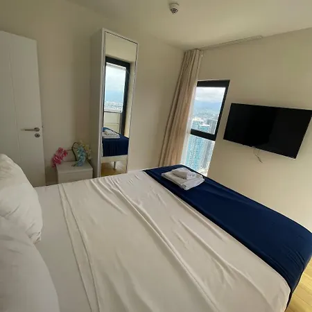 Dream Apartment In Батуми Экстерьер фото